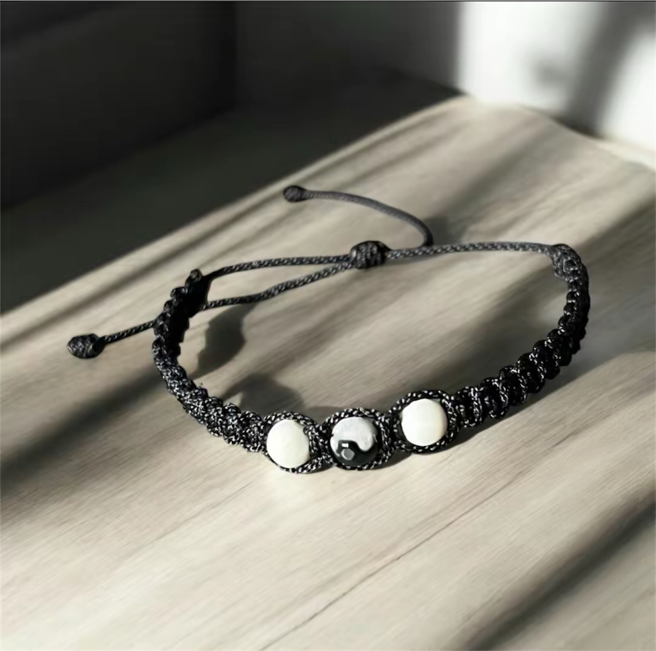 Howlite crystal bracelet, howlite gemstone beaded bracelet, gift for friend, gif image 1